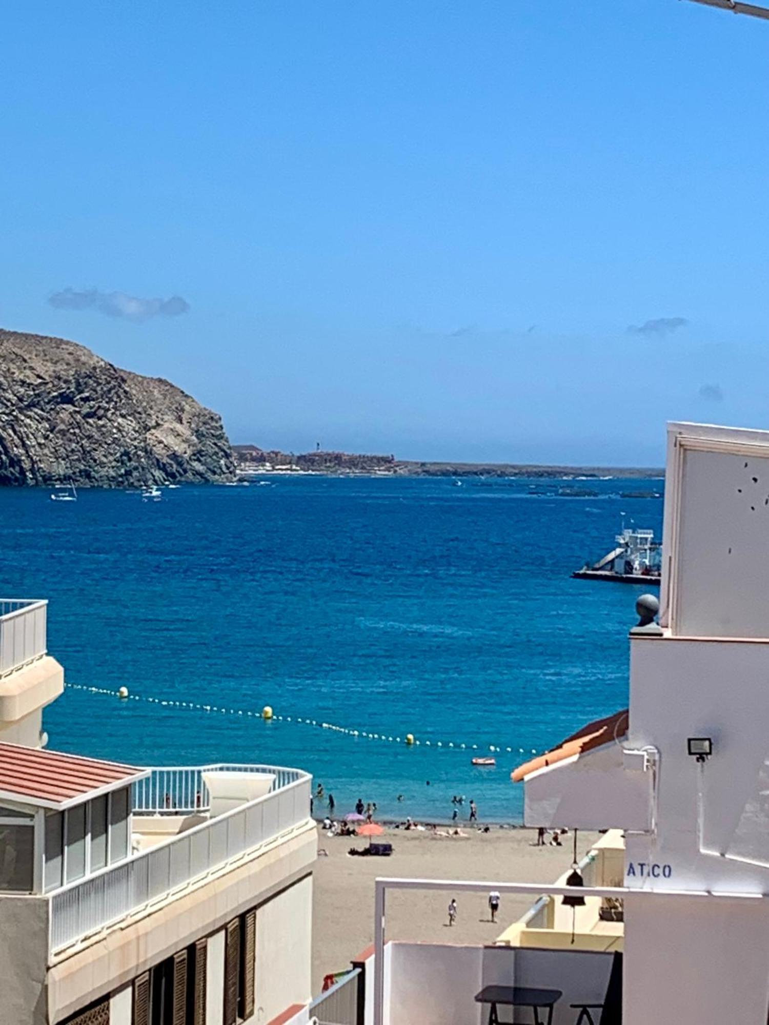 The Waves Διαμέρισμα Arona  Εξωτερικό φωτογραφία